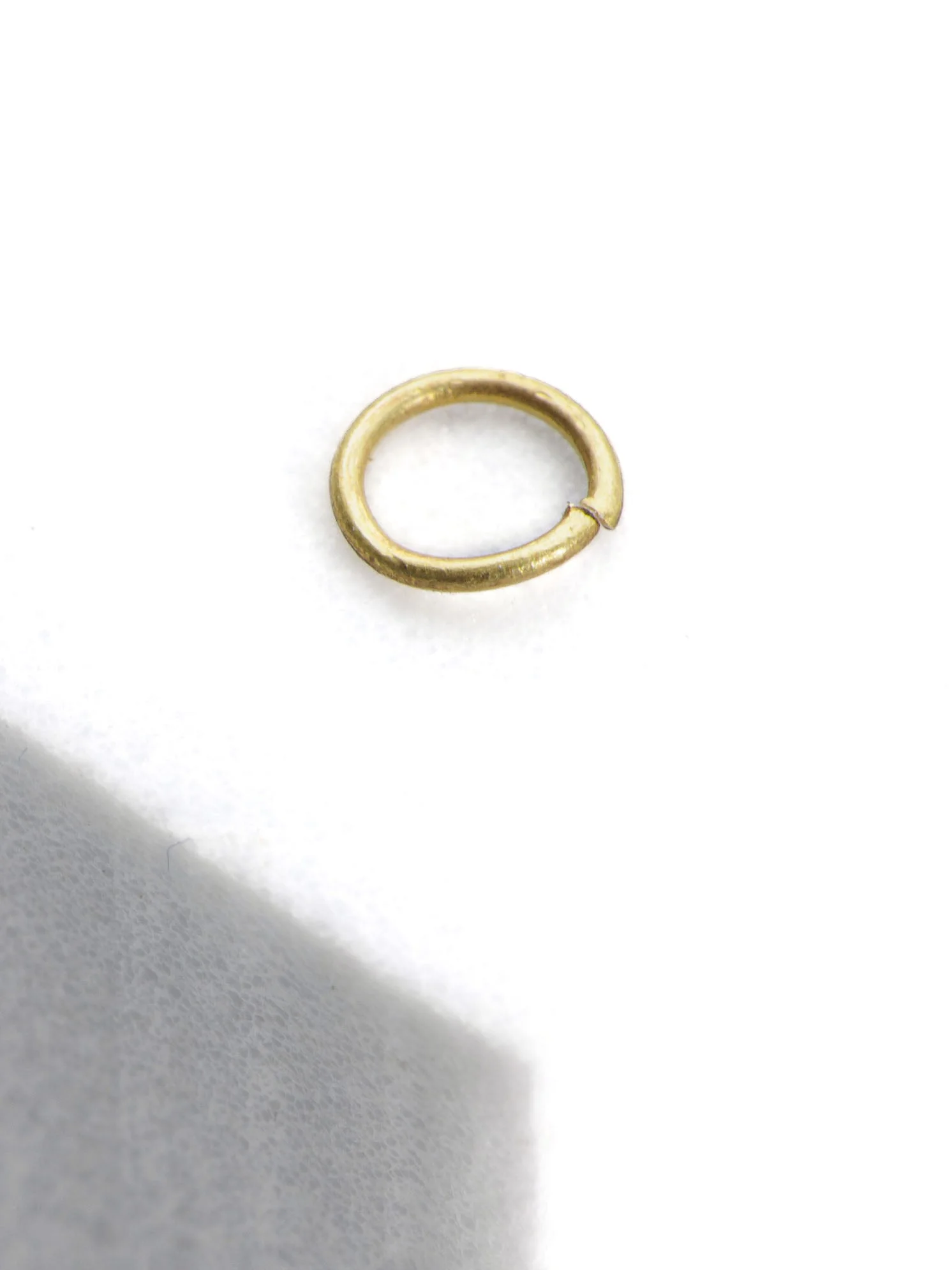 20 anneaux 4mm en laiton - Image 3