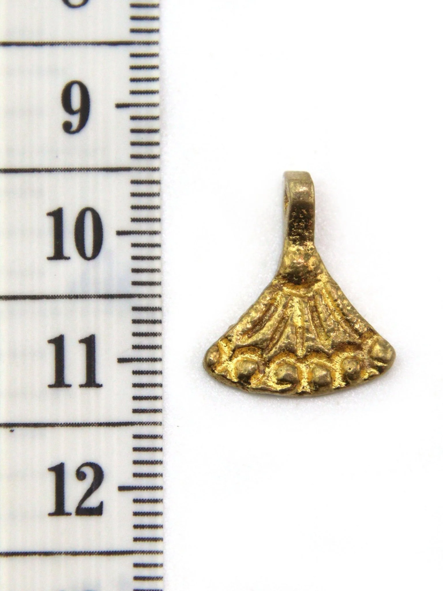 Charm éventail goutte indien laiton 18 mm - Image 2