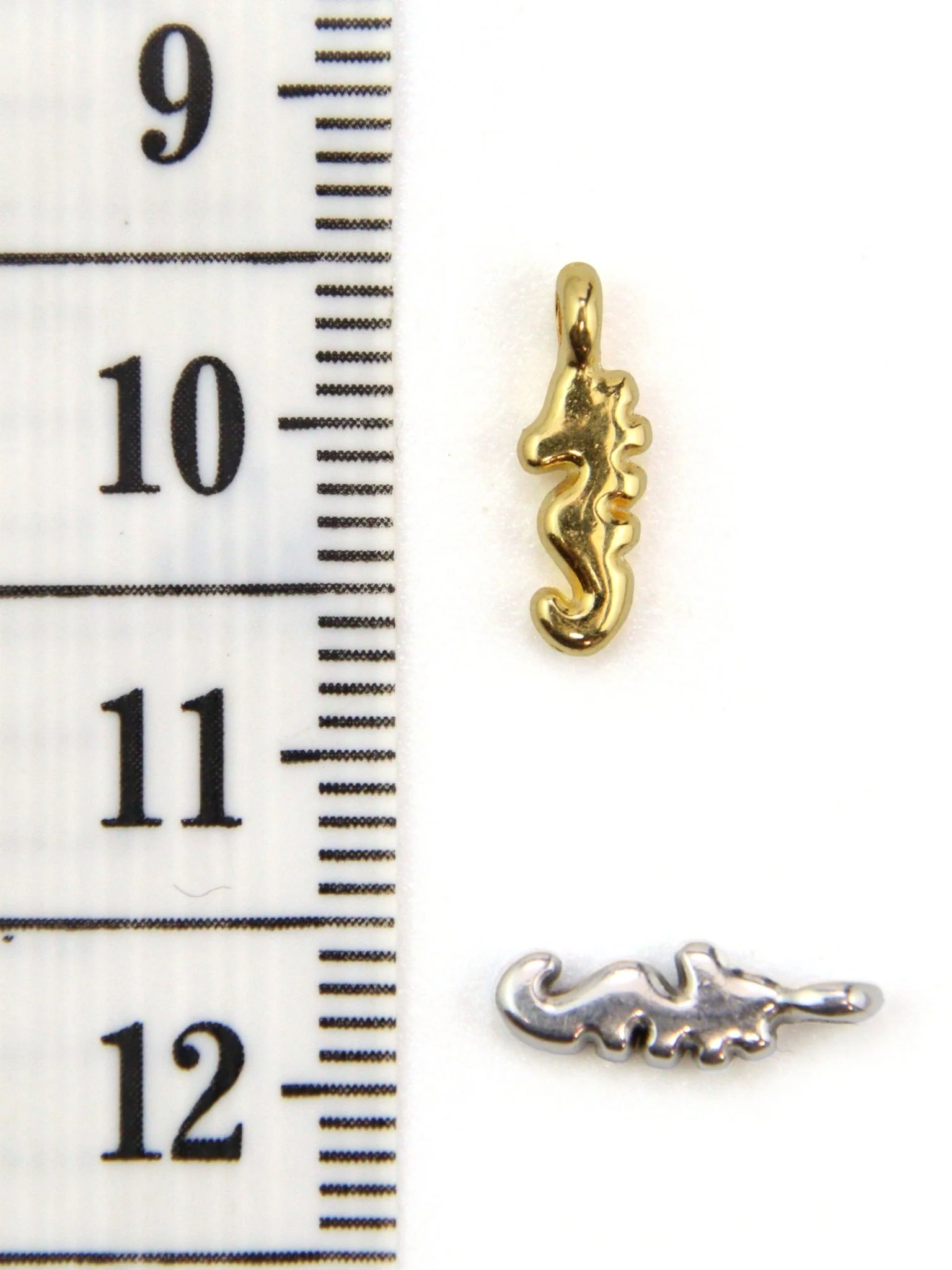 Charm hippocampe zamak 9 mm - Image 2