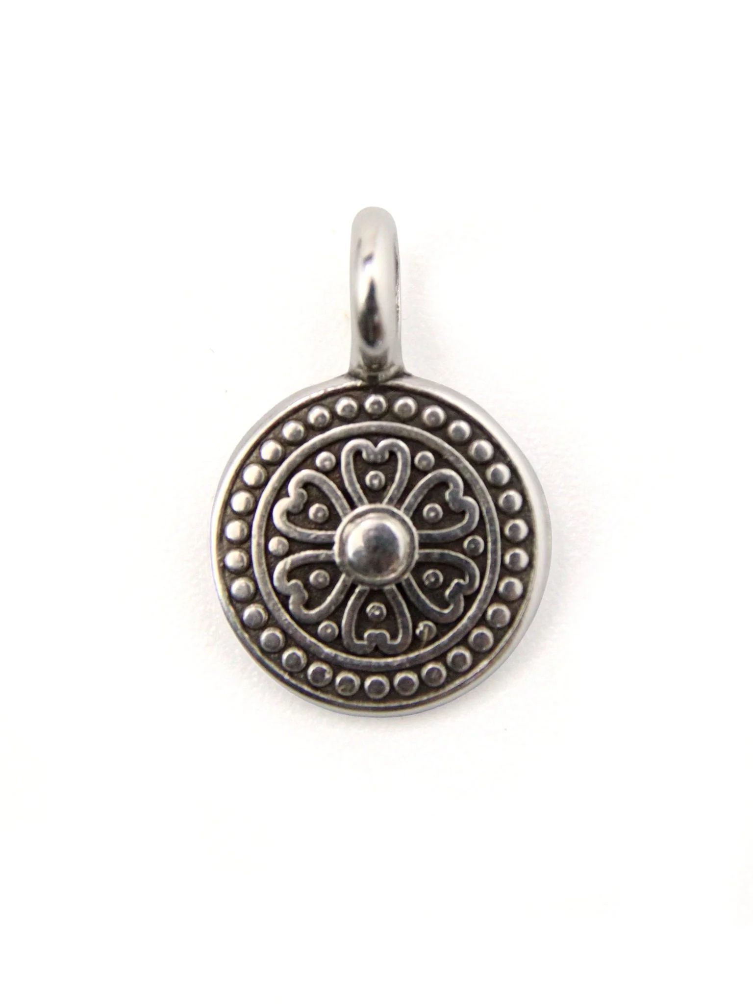 Charm rond trèfle zamak 13 mm - Image 4