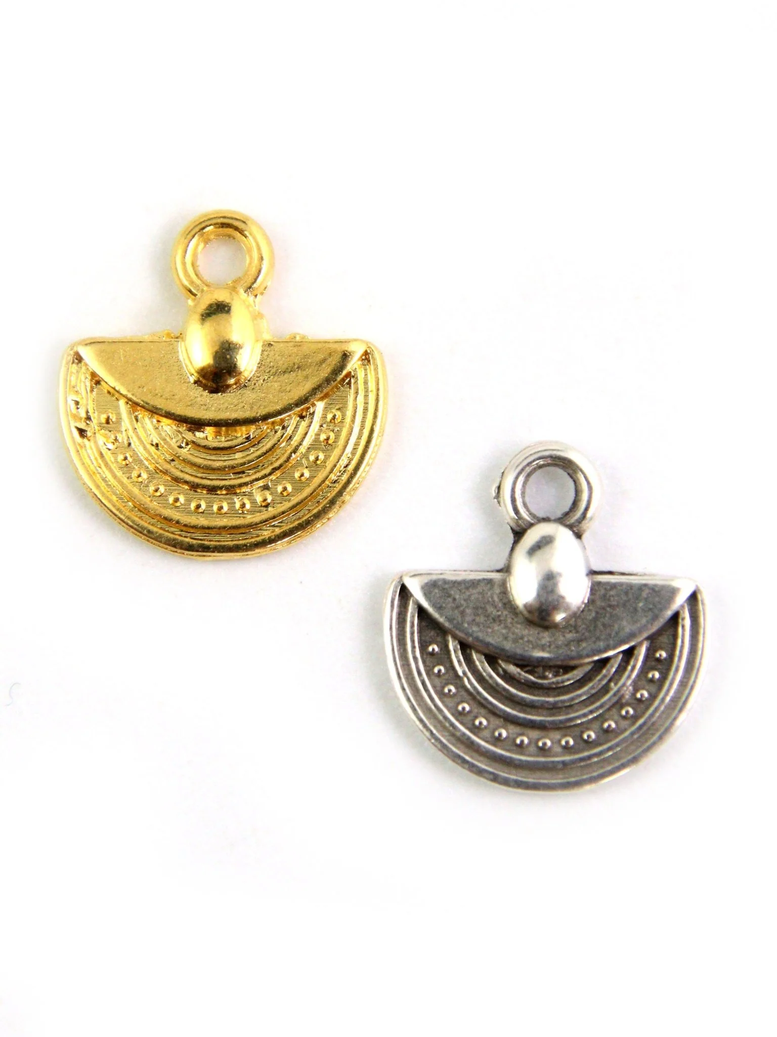 Pendentif bohème demi-cercle zamak 12 mm