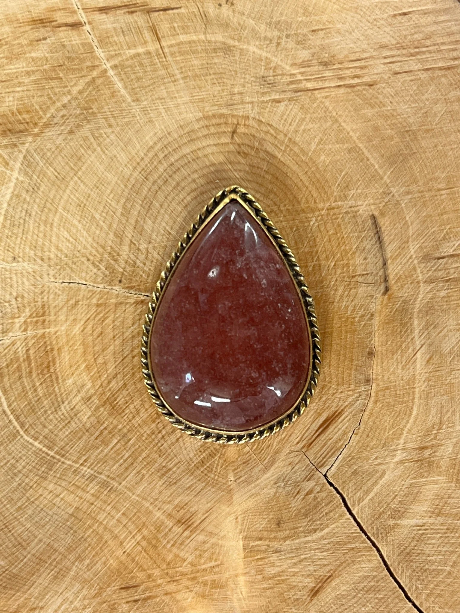 Quartz Fraise sertie doré n°D1 (3,3cm x 2,3cm)
